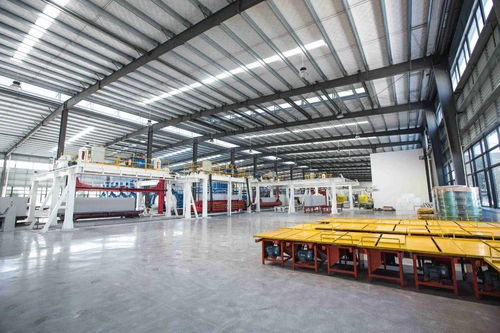 贵阳贵安新区推出八项暖心举措 千元现金奖励鼓励员工就地过年 助力企业孵化发展